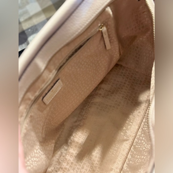 Kate Spade classic beige and black minimalist leather purse - Picture 11 of 11